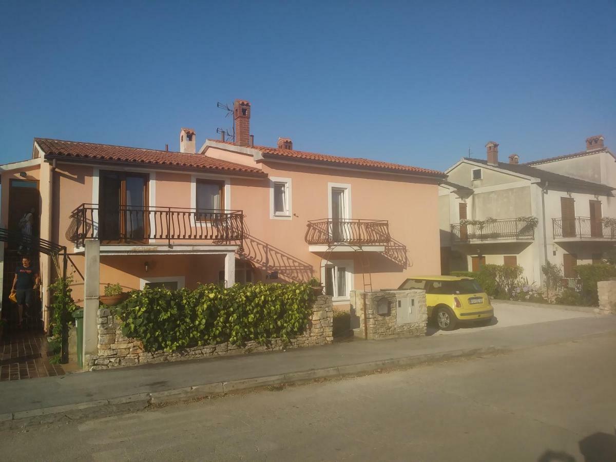 Oliver Art Apartment Porec Luaran gambar